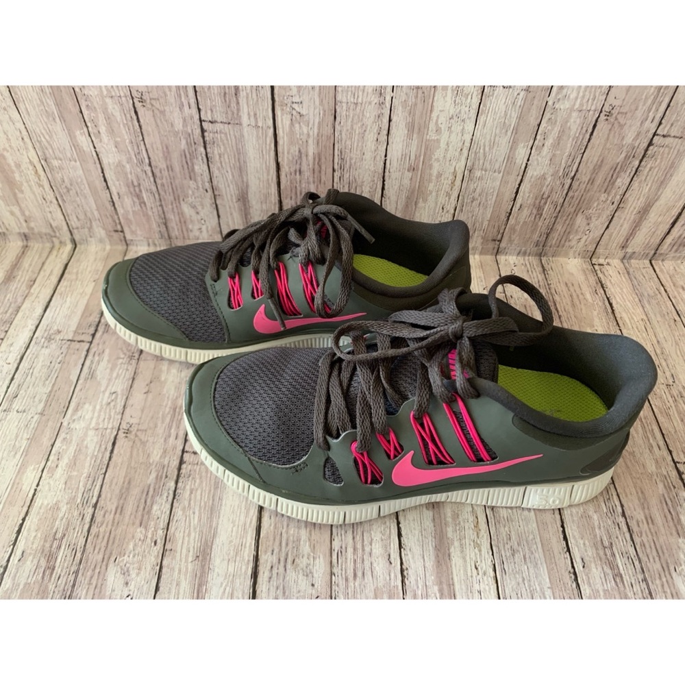 Nike Free 5.0 Grey/Pink Womens Running Shoe SZ 7.5